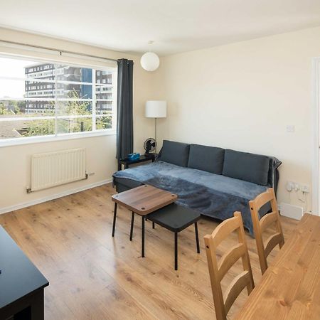 Ferienwohnung 2Bd London Flat - City Buzz & Parkside Serenity Exterior foto